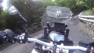 s1000xr vs Tracer900gt Twisty Slipery Wet Cornering
