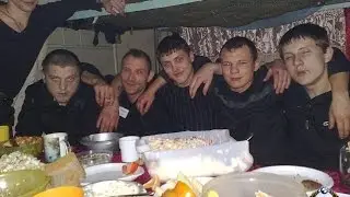 Как празднуют новый год в хате на зоне