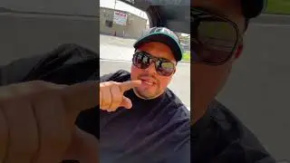 A descargar el camión de mercancía. Acompáñame