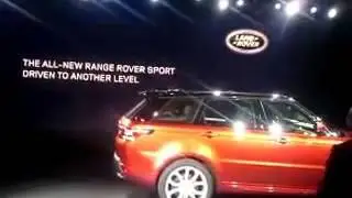 Daniel Craig Introducing the All-New 2014 Range Rover Sport