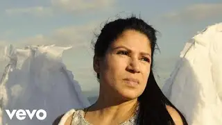 Sophia Dias - Unfuckwittable (Official Music Video)