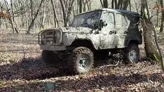 Niva 1.7turbo vs UAZ Hunter motor Toyota Prado 3.4