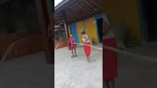 Viral Lucu  anak kecil berantem sama orang gila '😁😂😅😉😲480p