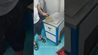 Máquina para fabricar etiquetas de silicona por transferencia de calor