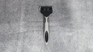 Schick Xtreme 3 Sensitive Disposable Razor