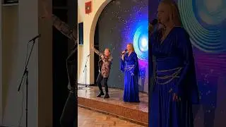 Премьера для бойцов в госпитале! Дуэт Варвары и Александра Добронравова - Жизнь не кончается #shorts