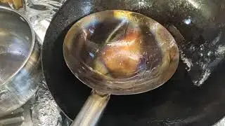 как обжечь  и подготовить к работе вок и сковороду гриль how to get ready wok and grill frying pan