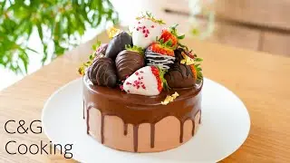 Strawberry chocolate ganache cake recipe / baking /  chocolate drip cake / cake decorating