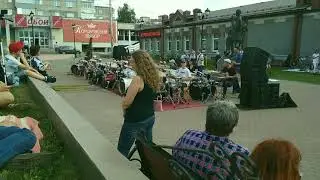 Показательные выступления барабанщиков в Иваново.