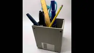 Floppy Disk Pen Holder - Repurposed Floppy Disks