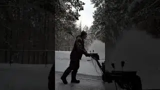 Выбираемся из снежного плена | пробиваем дорогу в лесу | жизнь в лесу