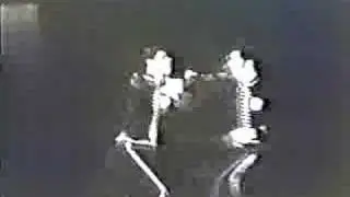 Praying Mantis Kung Fu - Brendan Lai Students Ling Bung Bu