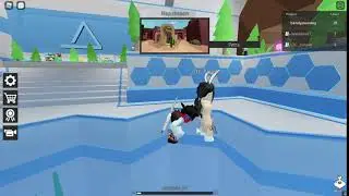 Spanking a woman in roblox (im bored)