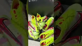VINICIUS JUNIOR le gana la batalla a @nikefootball #shorts #vinicius #footballboots