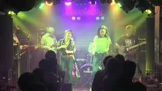 Wildwood Roses LIVE - Stop Draggin' My Heart Around
