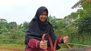 APA KATA DUNIA,BUNDA BUNDA BARU MENYENTUH KUDA LANGSUNG LARI CENTER,