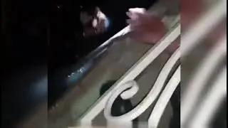 ТЕЗКОР ЯНГИЛИК БУГУН ФАРГОНА КАНАЛИДА ЧУКИБ КЕТГАН ОДАМНИ КУТКАРИБ КОЛИШДИ