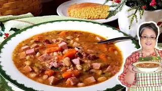 White Beans and Ham Soup // I  love it! ❤️