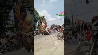 kuat banget kakak cantik
