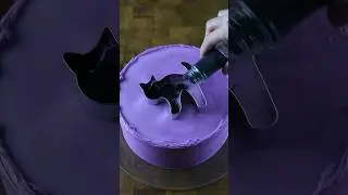 Black Cat Cake 🐈‍⬛  