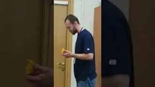Виталий спайс - ест апельсин