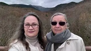 США. Маму привезла, а сама уезжаю.