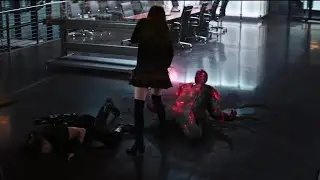 Wanda salva a Hawkeye de Vision - Español Latino[1080] - Capitán América Civil War
