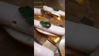Новогодняя закуска. Мясные рулетики с хреном и сливками.  #горшочеквари #простойрецепт #закуска