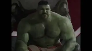 DAVIE AS THE HULK
