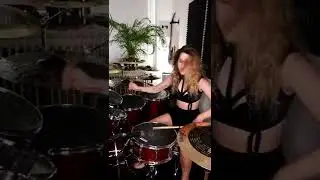 Surfacing - Slipknot | Female drum cover 