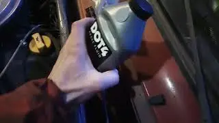 Replacing the clutch master cylinder on a VAZ 2104