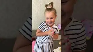 What inside the hand 🤭🤣 #shorts Funny video #shorts Tiktok Family