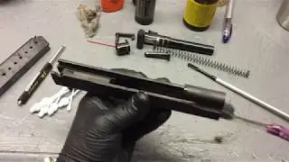 1911 : Field strip, Cleaning, and Lubrication (Quick and easy method).