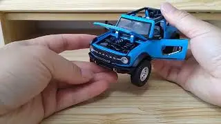Ford Bronco Lima Alloy Car Model Diecast Metal Off road Vehicles Car Model Simulation Sound Light