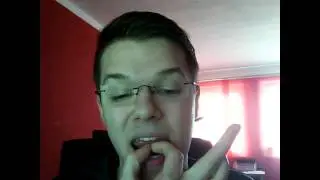 Learn to whistle quickly and easily with 2 fingers (German/English Untertitel)