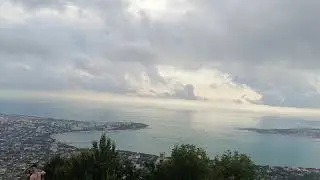 Геленджик. Обзор с территории поклонного креста на бухту