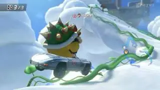 MK8 GLITCH?! Last place glitches to first place?!