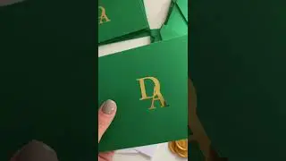 Пригласительные на свадьбу с золотыми инициалами. Wedding invitations with golden initials.