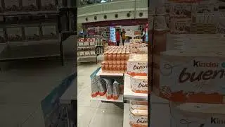 জেদ্দা এয়ার পোর্টের ভিতরের কিছু অংশ ক্যামেরা বন্দি করলাম