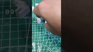R2-D2 back panel fix