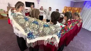 Українська хустка - символ нашого народу