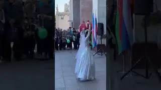 Отмечаем День рождения Москвы у павильона «Азербайджан»!  Ждем вас на Выставке!