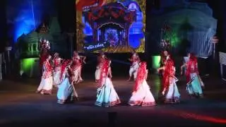 Madi tara mandiriya ma...Jay Ambe Pariwar Gandhinagar Garba.Singer- Abhita Pate.