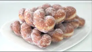 FRITTELLE DI CARNEVALE ATTORCIGLIATE (ANCHE AL FORNO E SENZA LATTOSIO) PAZZESCHEEE!!!