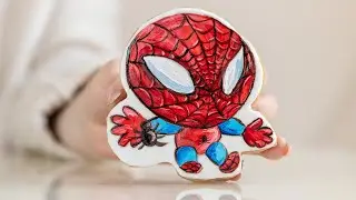 Spiderman gingerbread cookie decorating ideas | Homemade Dessert Decoration Tutorial