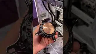 Raise your hand if you remove the pre-applied thermal paste? 🙋🏽‍♂️🙋🏽‍♂️