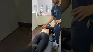 Best #chiropractor demonstrates Electric Muscle Stimulation  #chiropractornearme #physiotherapy