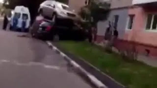 Авария трёх машин детка это кыргызстан