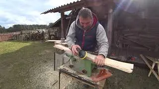 Полка из необрезной доски своими руками. Hand made wooden shelf