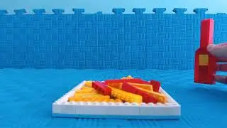 я делаю спагетти с кетчупом из лего ( i'm making spaghetti with ketchup from lego )
